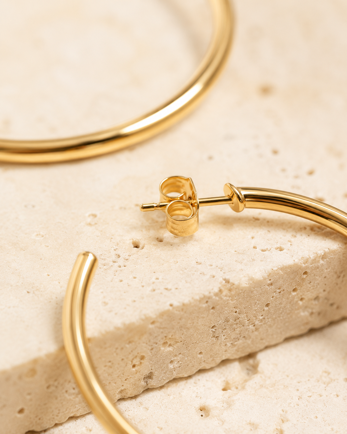 Capri Hoops